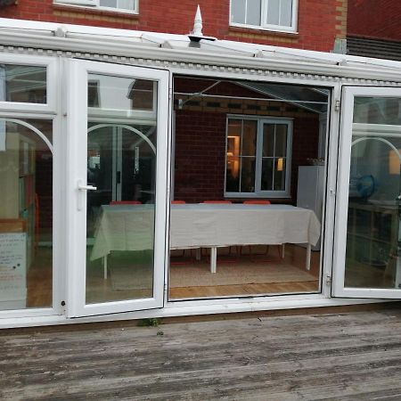 Spacious Townhouse With Sea Views Near Cardiff Баррі Екстер'єр фото