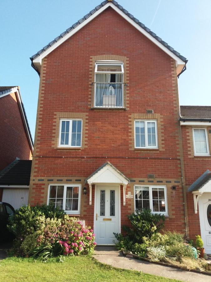 Spacious Townhouse With Sea Views Near Cardiff Баррі Екстер'єр фото
